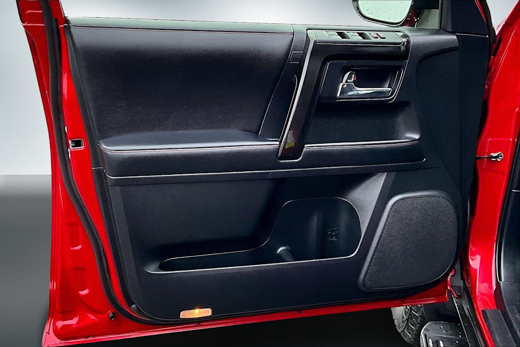 Thumbnail: 2024 Toyota 4Runner - 27