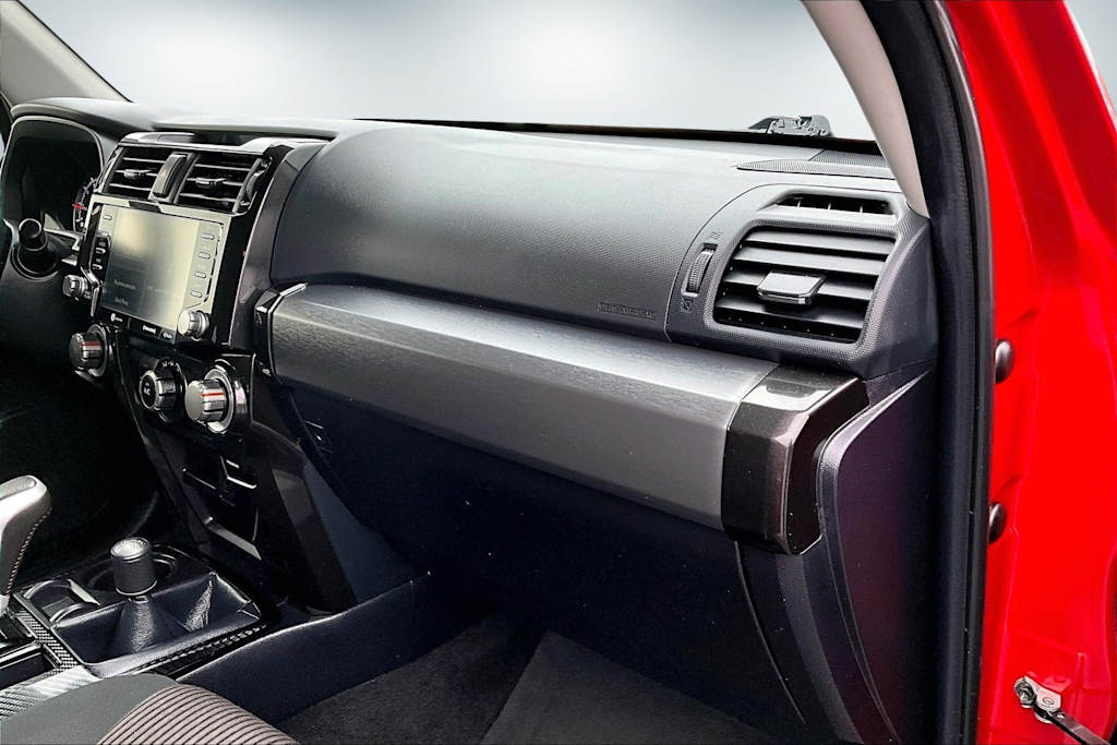 Thumbnail: 2024 Toyota 4Runner - 24