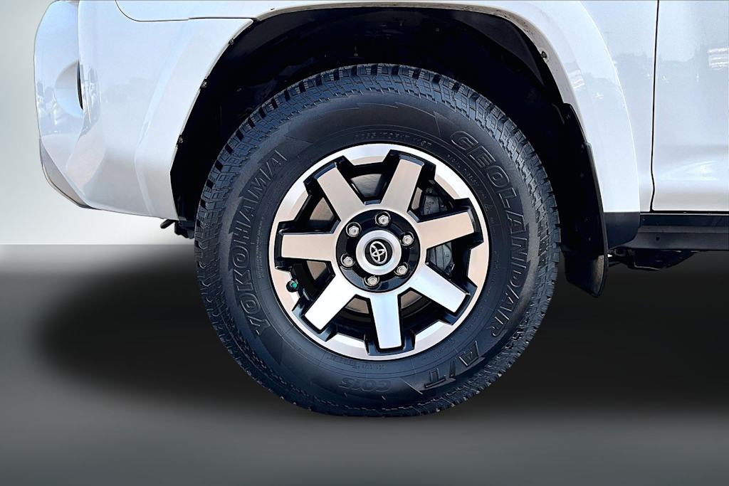 Thumbnail: 2021 Toyota 4Runner - 8