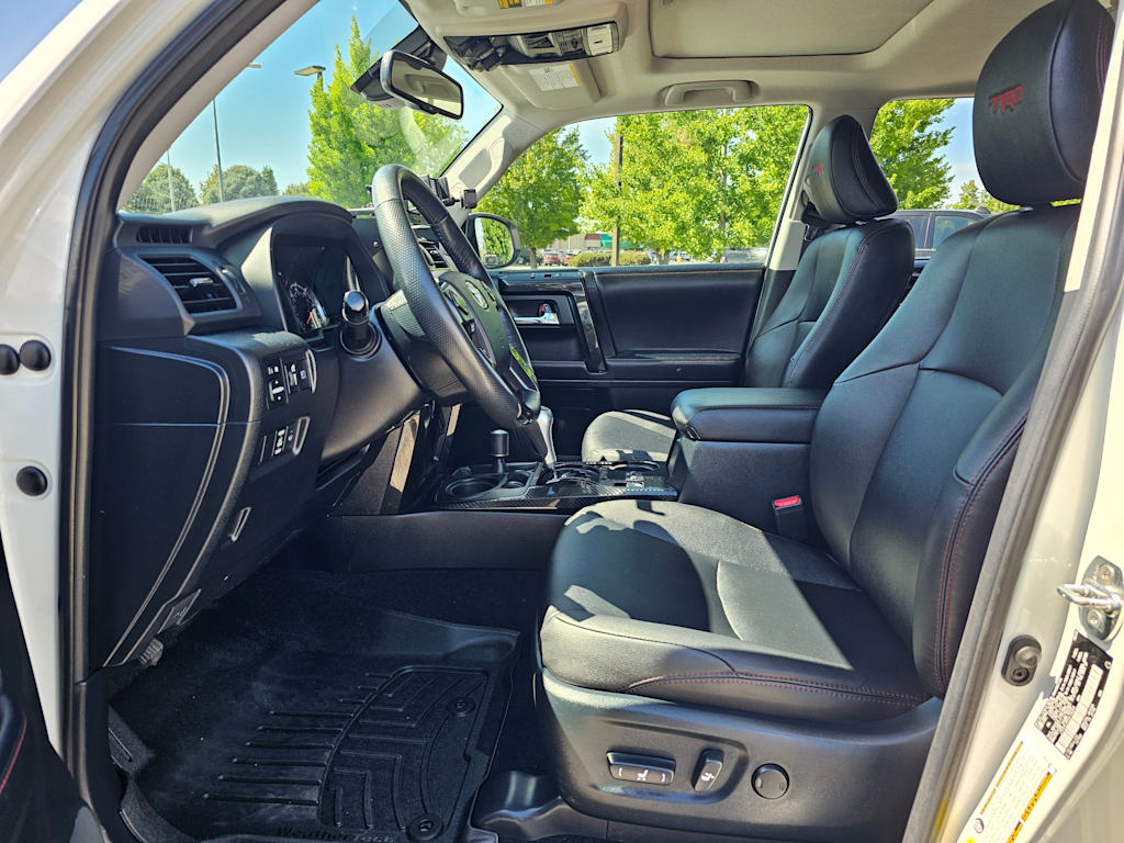 2023 Toyota 4Runner TRD Off Road 10