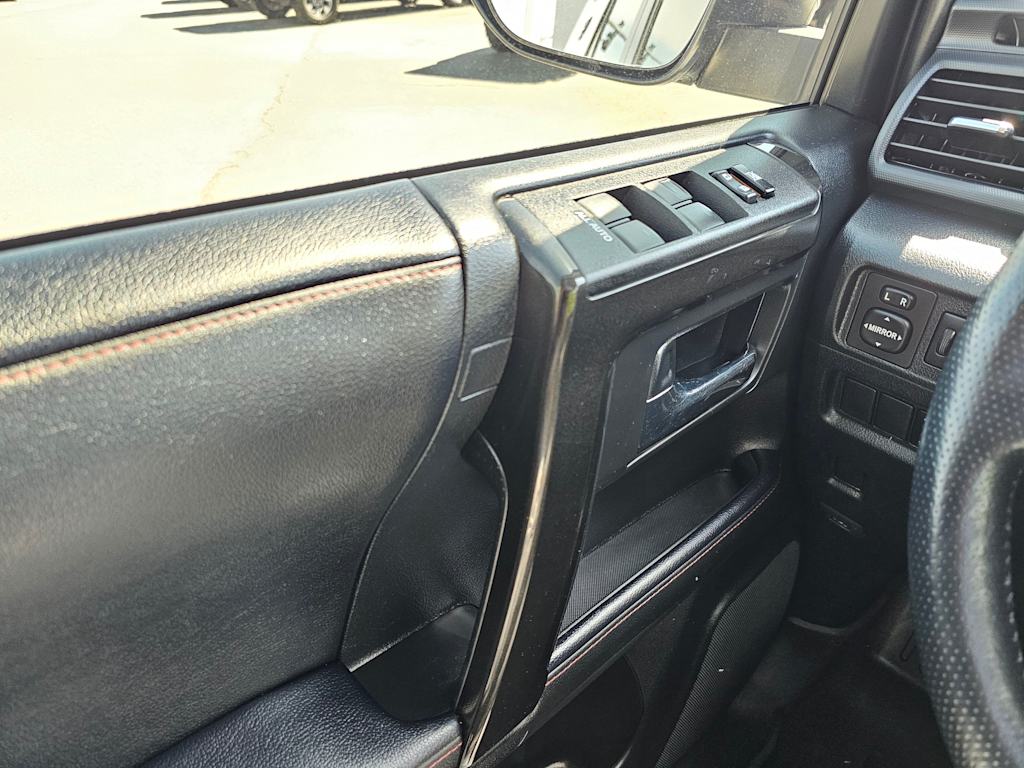 2023 Toyota 4Runner TRD Off Road 31