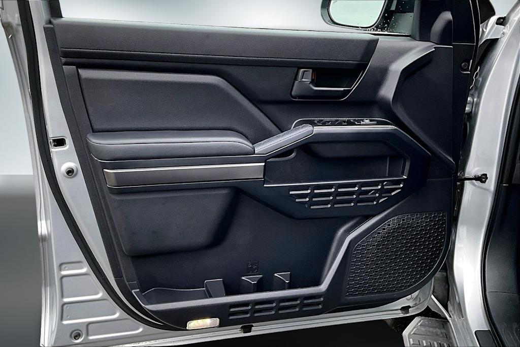 Thumbnail: 2025 Toyota 4Runner - 27