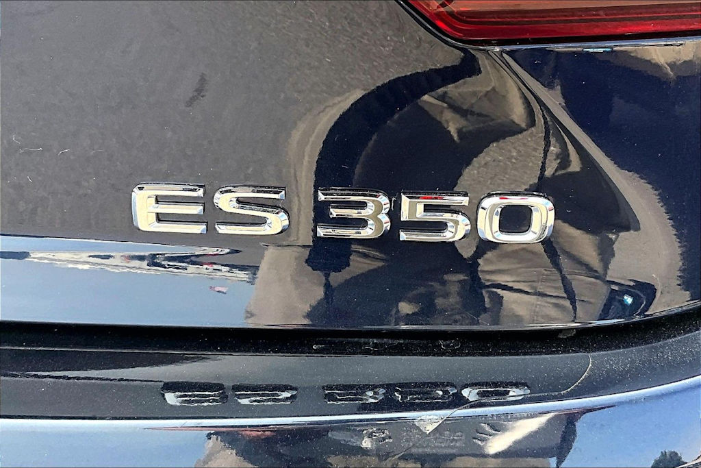 Thumbnail: 2016 Lexus ES - 7