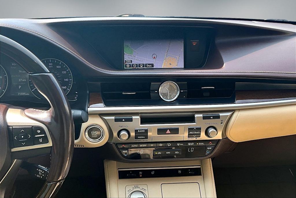 Thumbnail: 2016 Lexus ES - 15