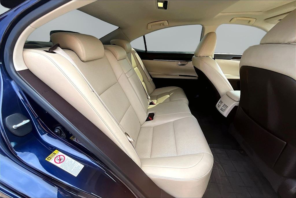 Thumbnail: 2016 Lexus ES - 28