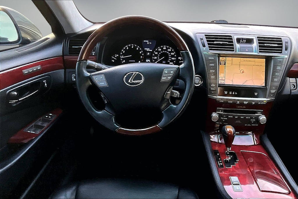 Thumbnail: 2012 Lexus LS - 13
