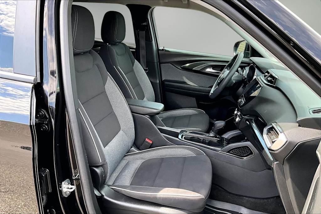 Thumbnail: 2023 Chevrolet TrailBlazer - 10