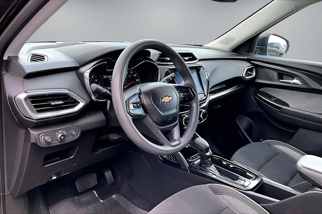 Thumbnail: 2023 Chevrolet TrailBlazer - 2