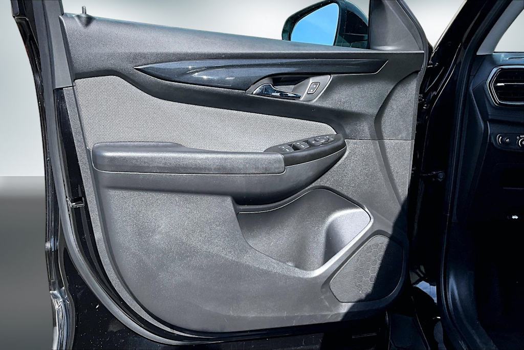 Thumbnail: 2024 Chevrolet TrailBlazer - 24