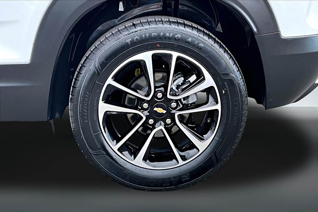 Thumbnail: 2025 Chevrolet TrailBlazer - 31