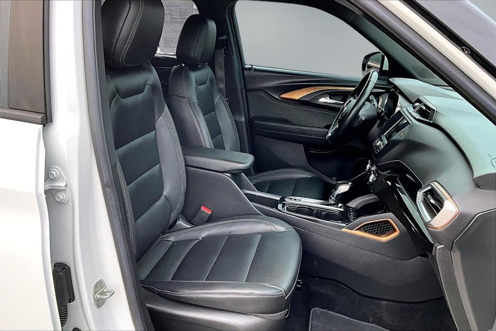 Thumbnail: 2023 Chevrolet TrailBlazer - 12