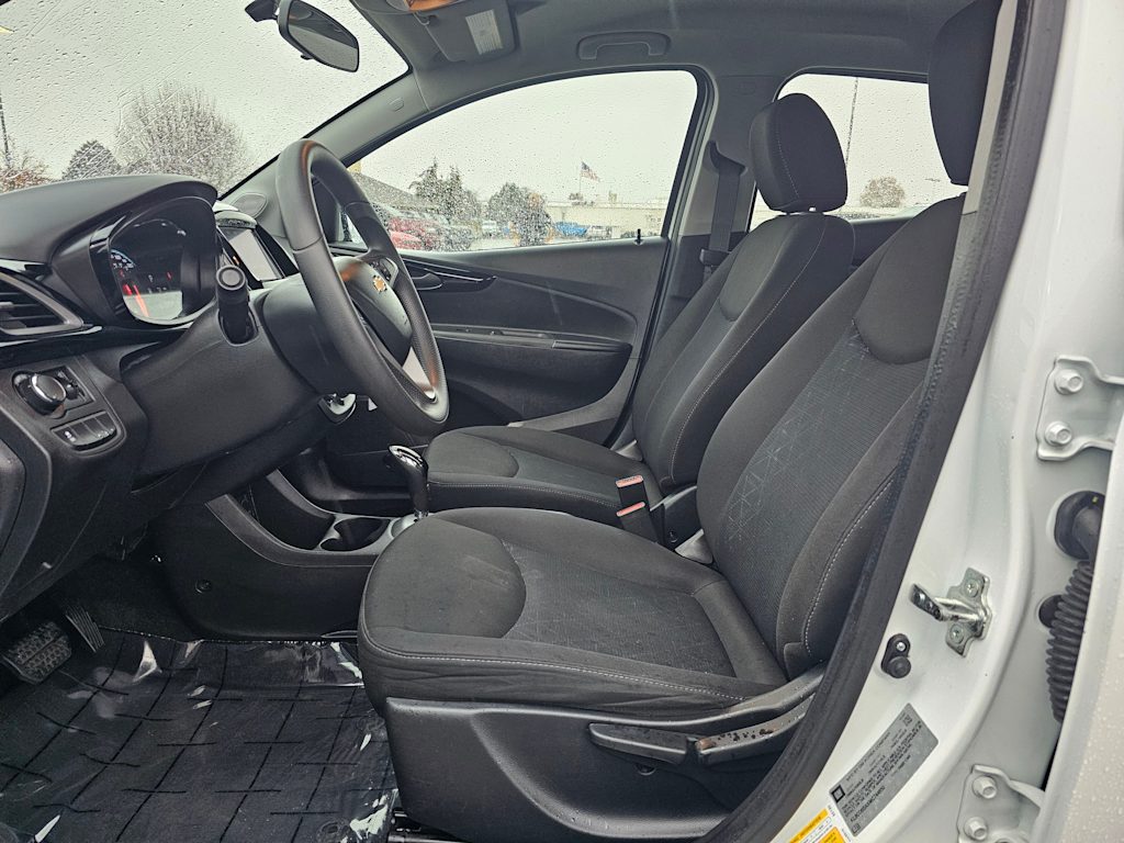 2021 Chevrolet Spark LT 11