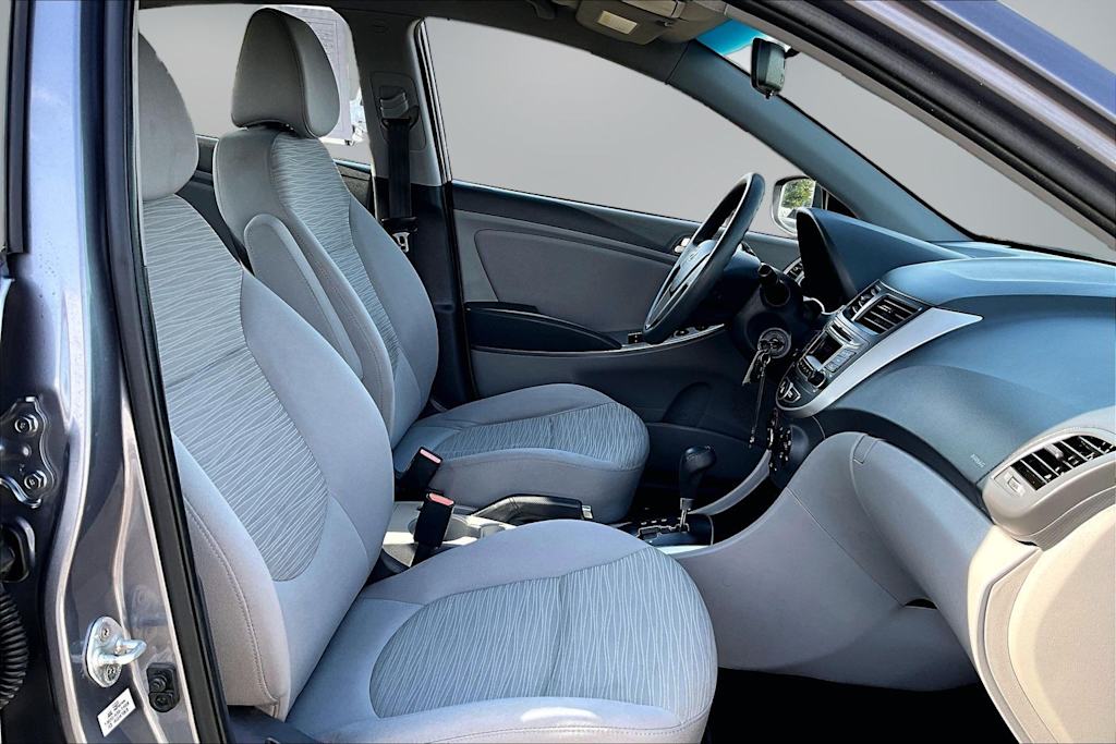 Thumbnail: 2016 Hyundai Accent - 12