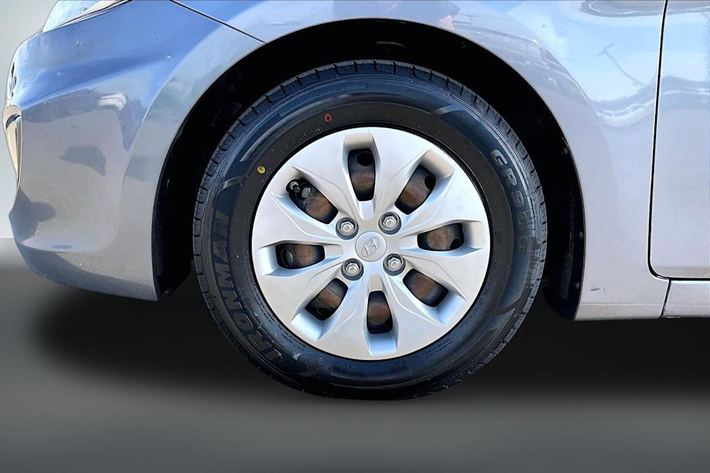 Thumbnail: 2016 Hyundai Accent - 8