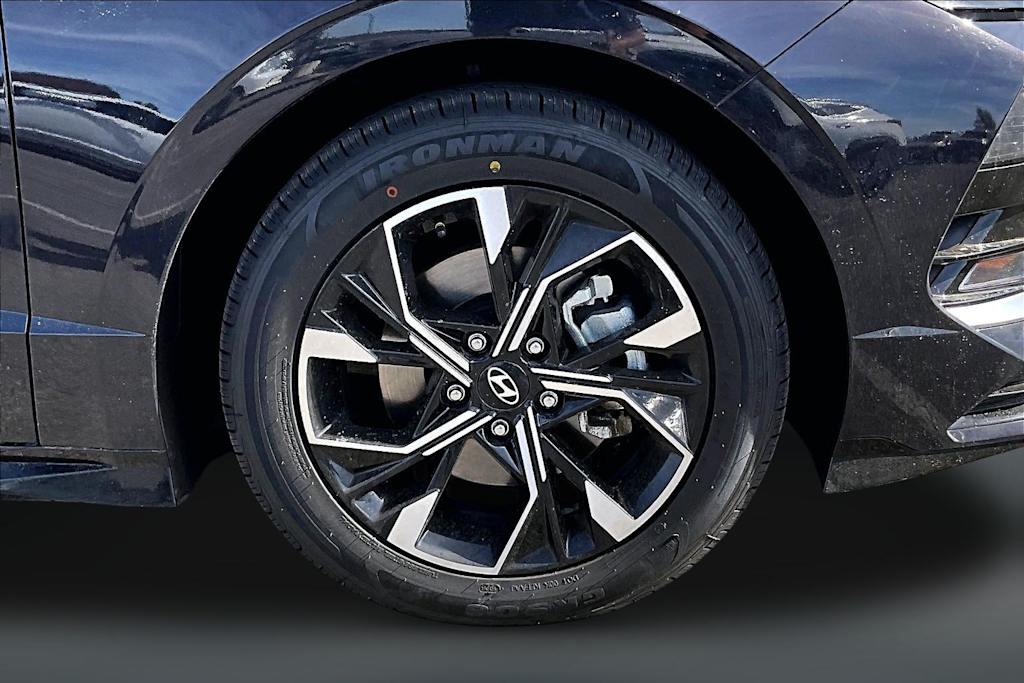 Thumbnail: 2025 Hyundai Sonata - 35