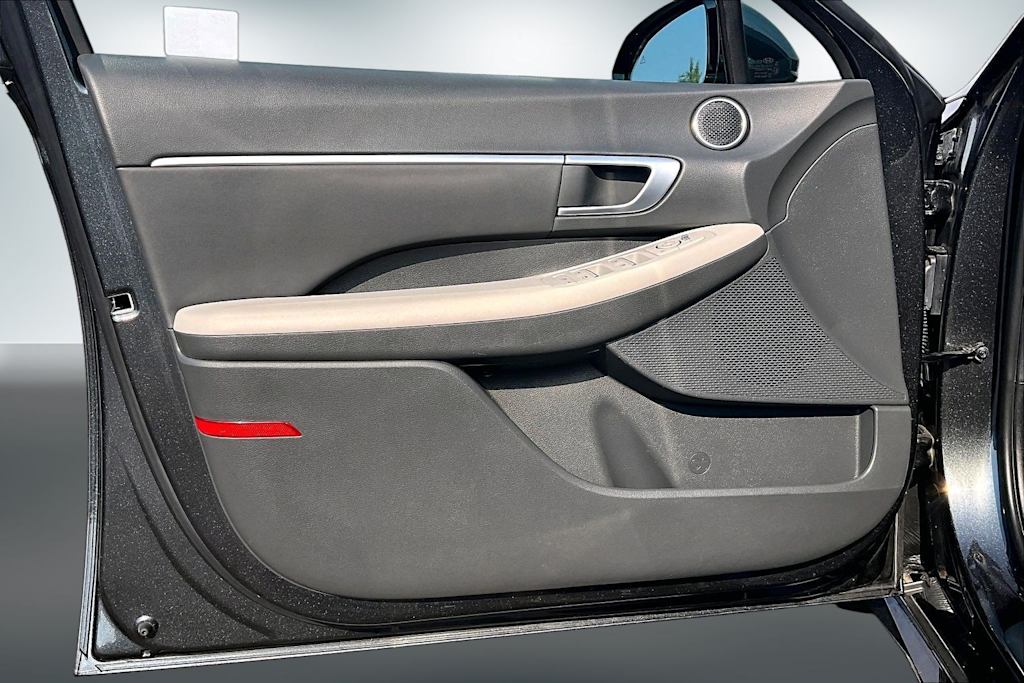 Thumbnail: 2024 Hyundai Sonata - 28