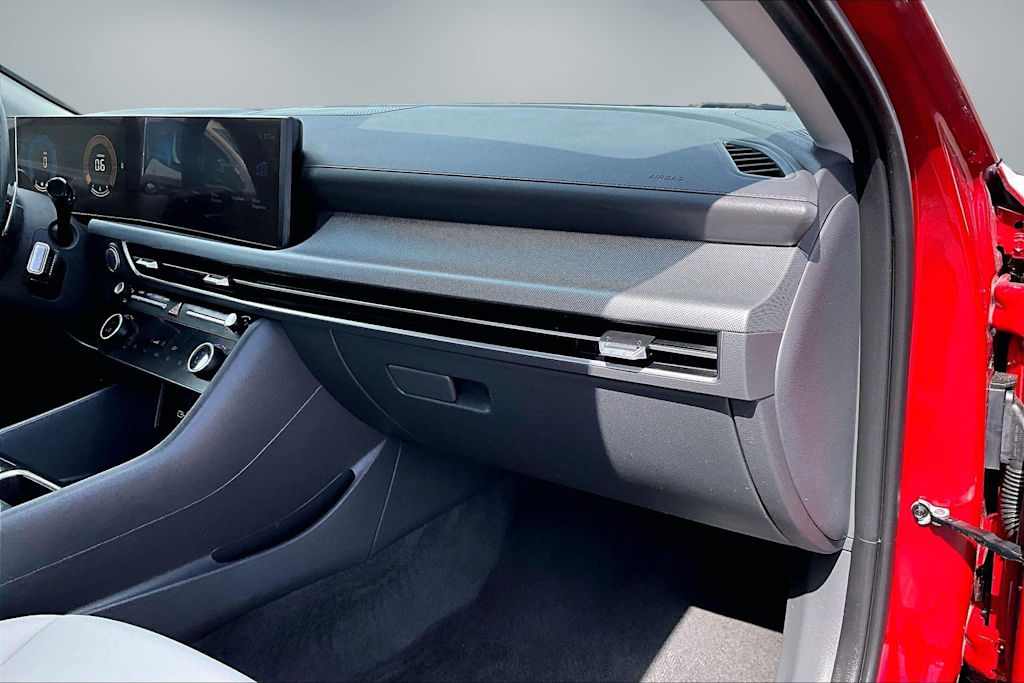 Thumbnail: 2024 Hyundai Sonata - 23