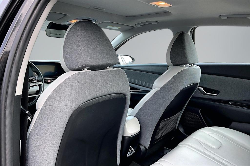 Thumbnail: 2024 Hyundai Elantra - 12