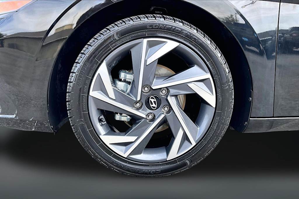 Thumbnail: 2024 Hyundai Elantra - 7
