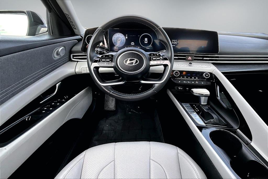 Thumbnail: 2024 Hyundai Elantra - 13