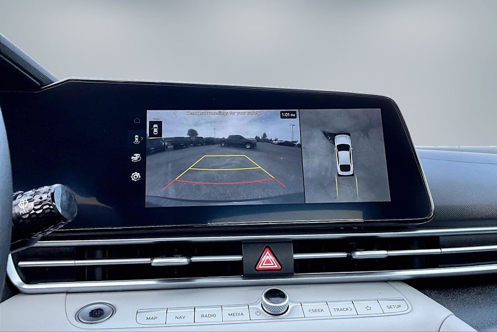 Thumbnail: 2024 Hyundai Elantra - 15
