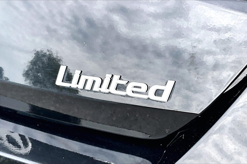 Thumbnail: 2024 Hyundai Elantra - 6