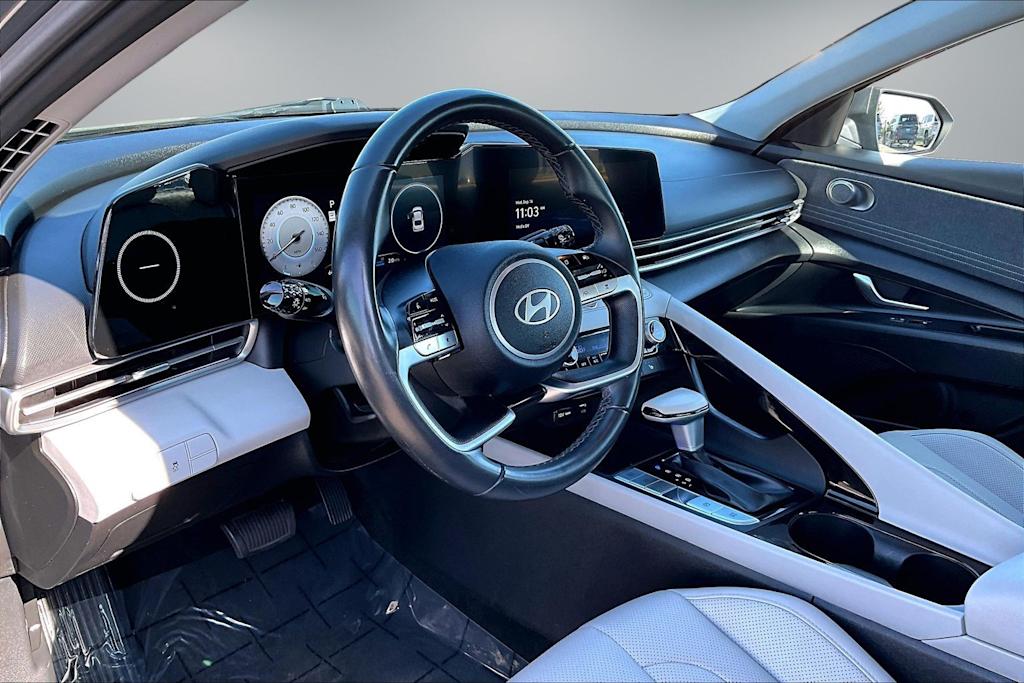 Thumbnail: 2025 Hyundai Elantra - 2