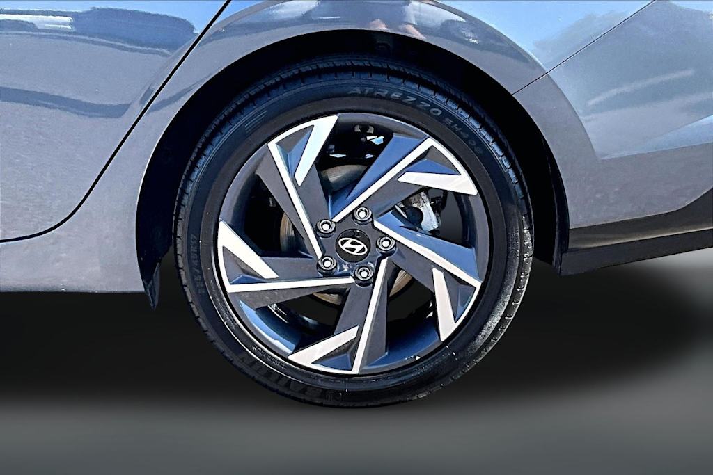 Thumbnail: 2025 Hyundai Elantra - 34
