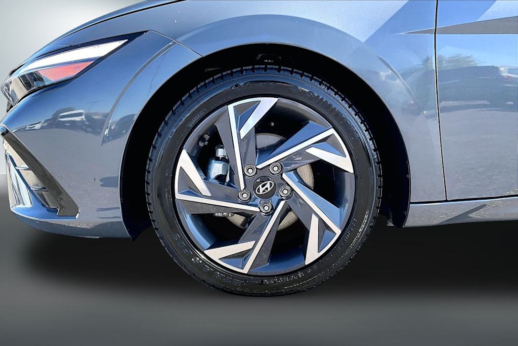 Thumbnail: 2025 Hyundai Elantra - 8