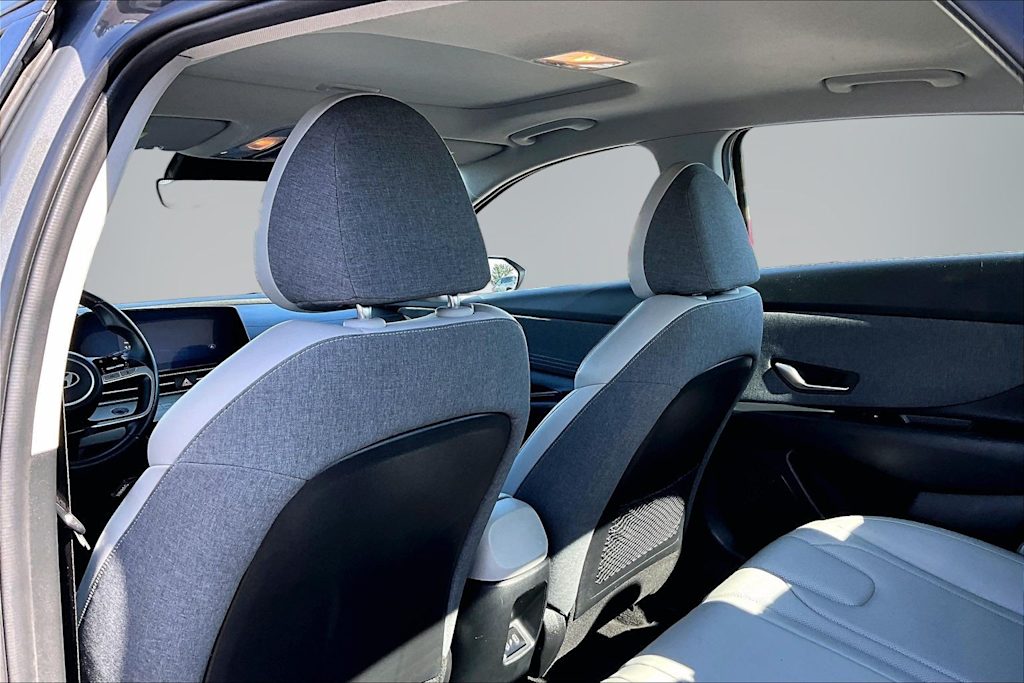 Thumbnail: 2025 Hyundai Elantra - 13