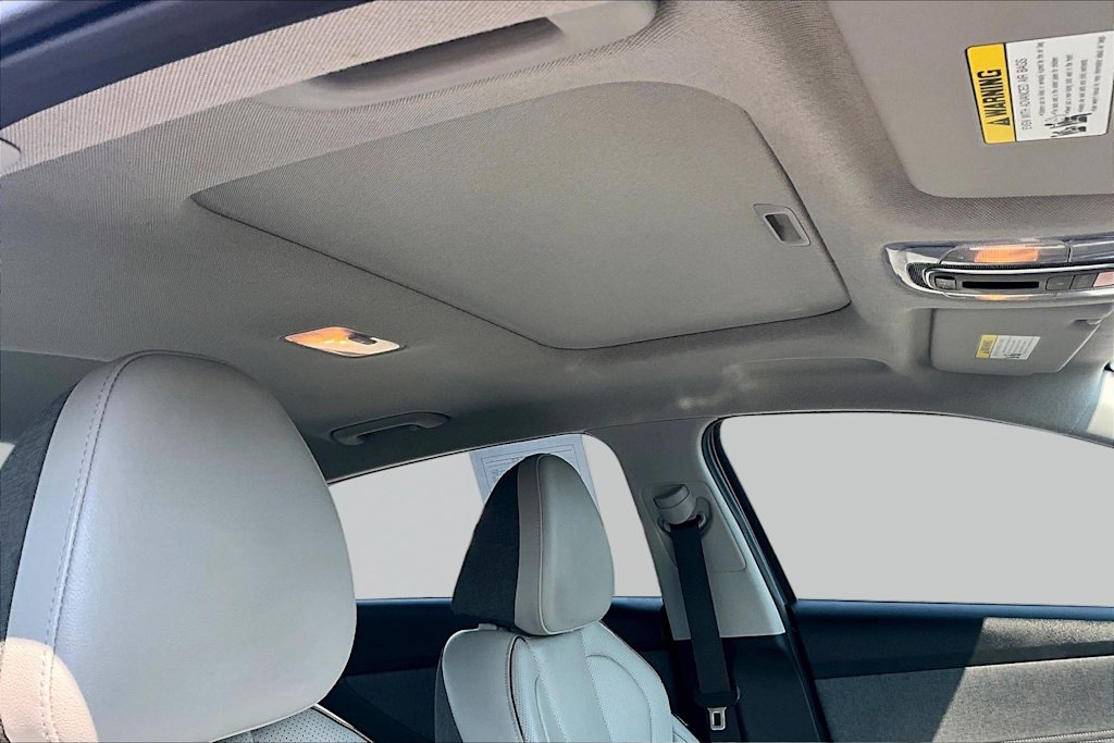 Thumbnail: 2025 Hyundai Elantra - 31