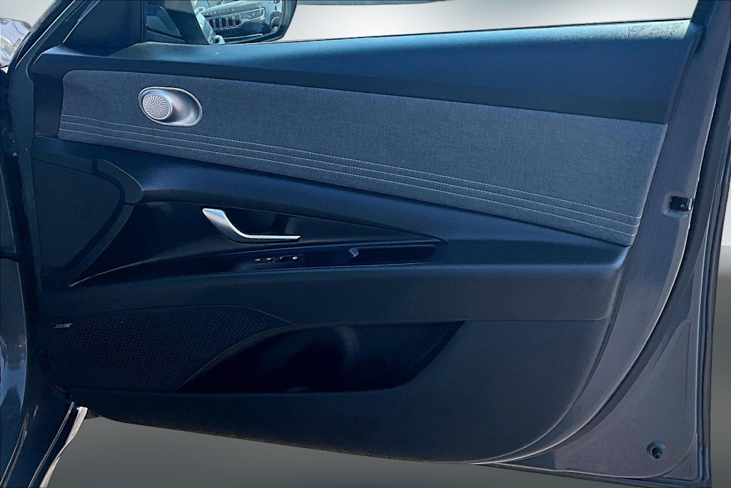 Thumbnail: 2025 Hyundai Elantra - 29