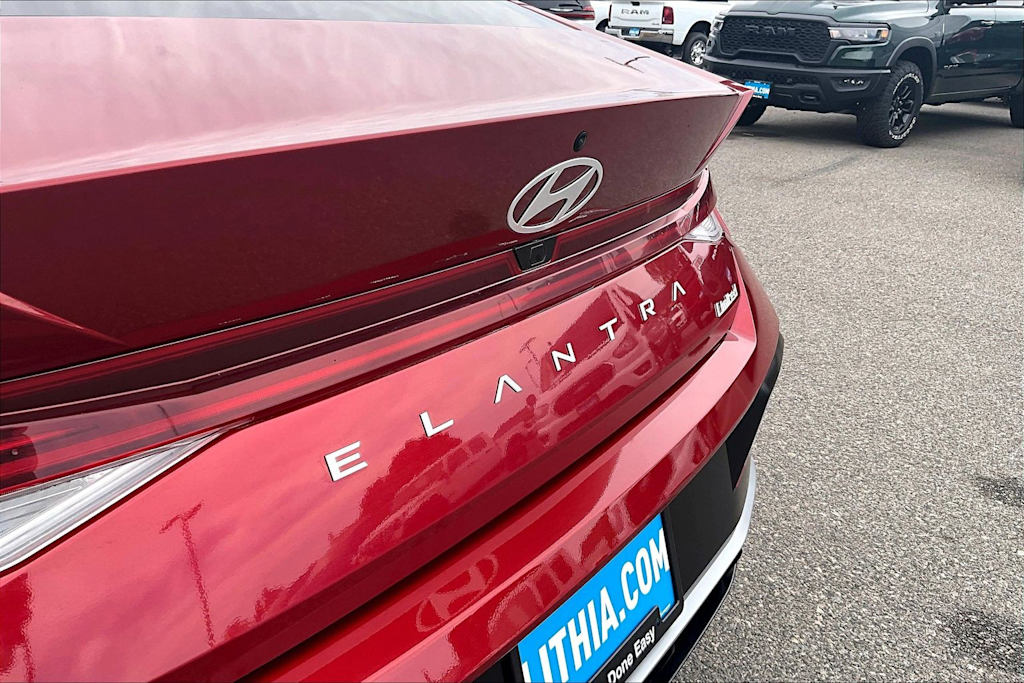 Thumbnail: 2025 Hyundai Elantra - 22