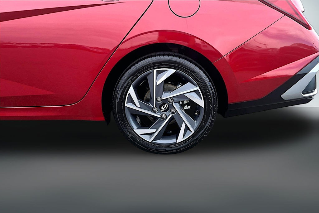 Thumbnail: 2025 Hyundai Elantra - 36