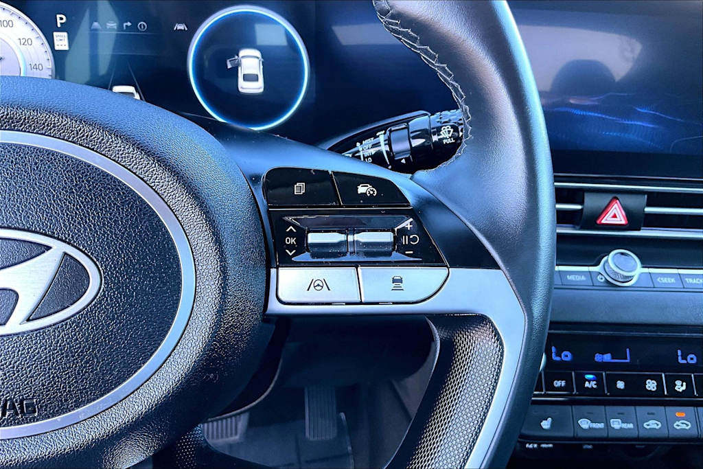 Thumbnail: 2025 Hyundai Elantra - 26