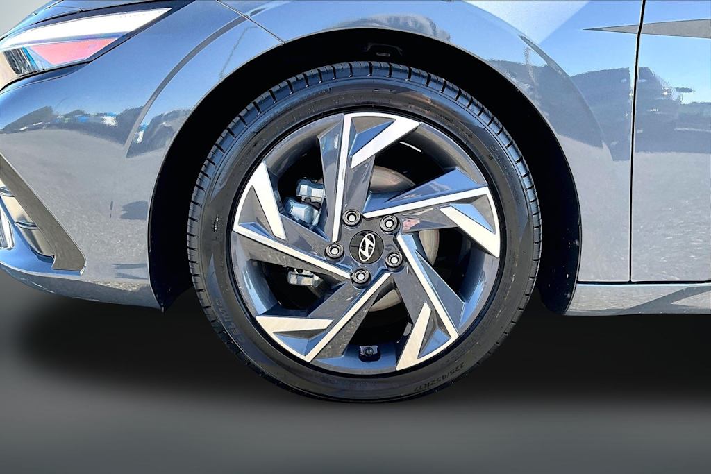 Thumbnail: 2025 Hyundai Elantra - 7