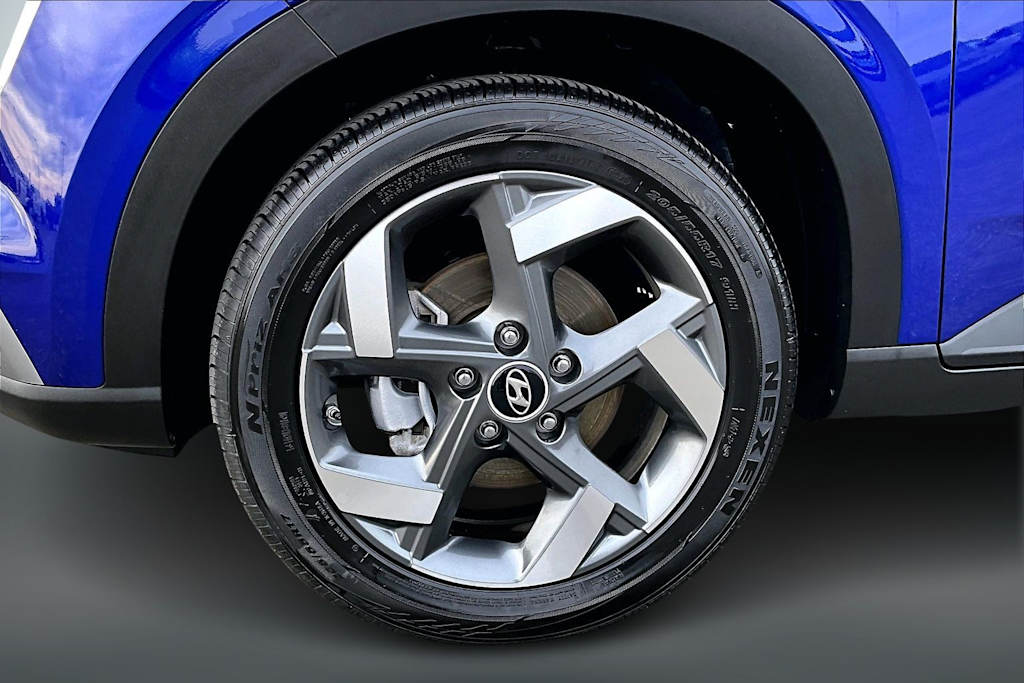 Thumbnail: 2025 Hyundai Venue - 8