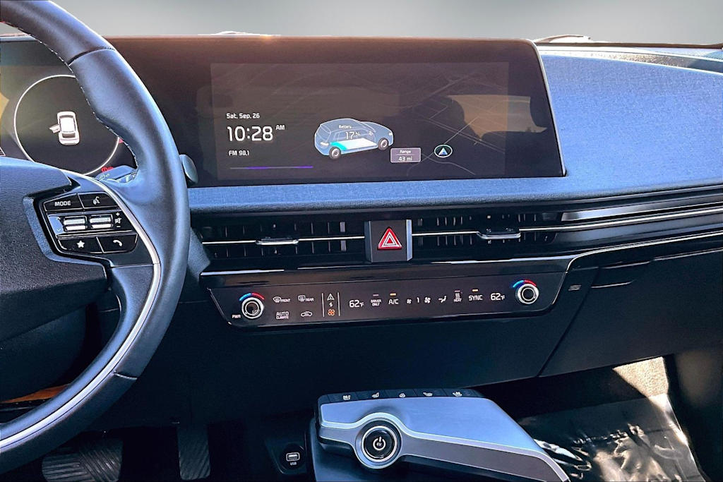 Thumbnail: 2023 Kia EV6 - 14