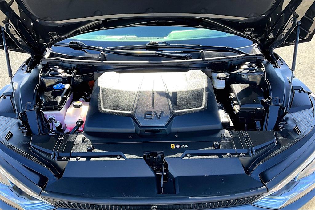 Thumbnail: 2023 Kia EV6 - 8