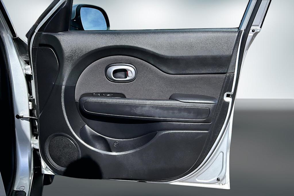 Thumbnail: 2018 Kia Soul - 26