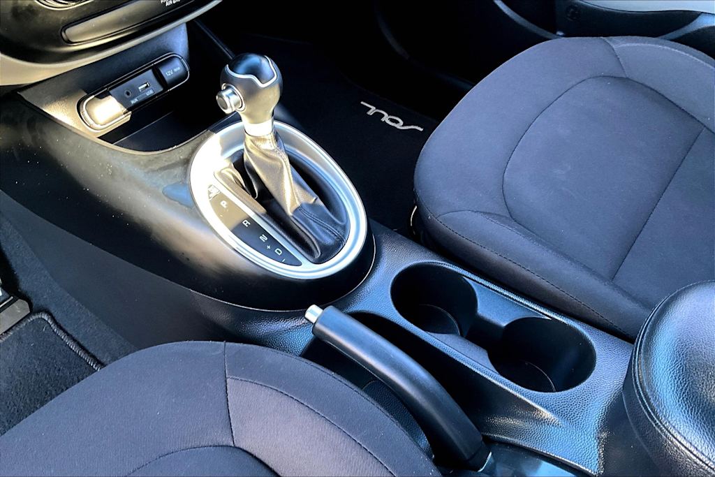 Thumbnail: 2019 Kia Soul - 16