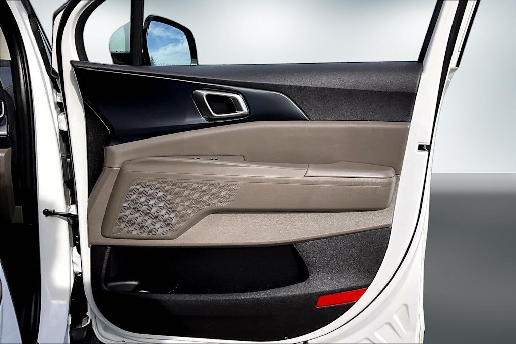 Thumbnail: 2025 Kia Carnival - 28