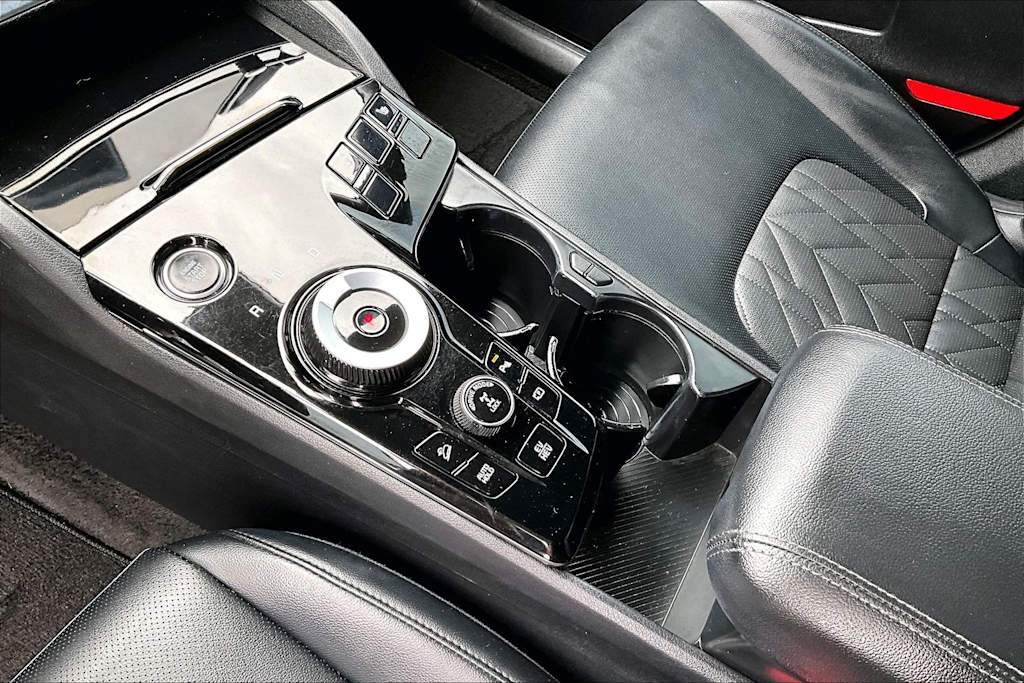 Thumbnail: 2023 Kia Sportage - 16