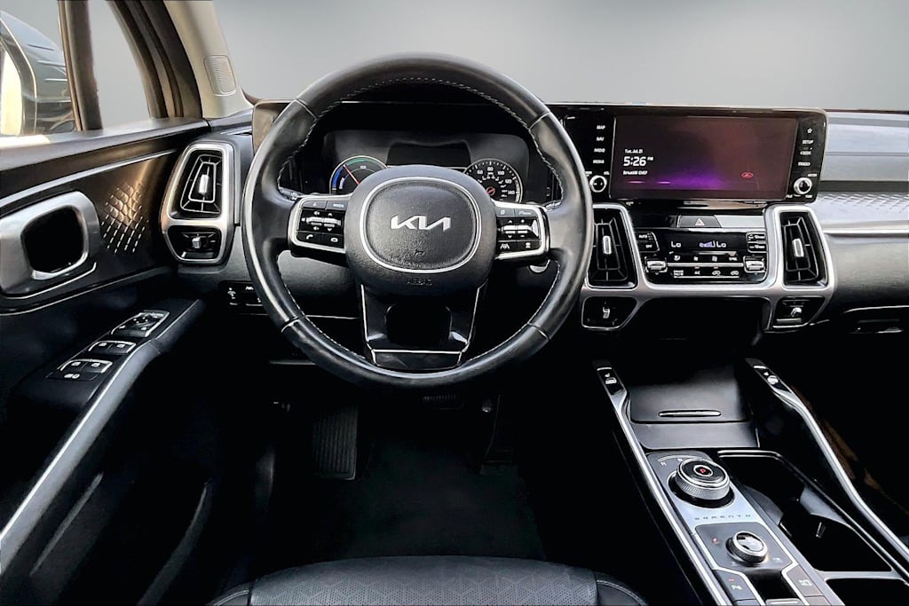 Thumbnail: 2023 Kia Sorento - 14
