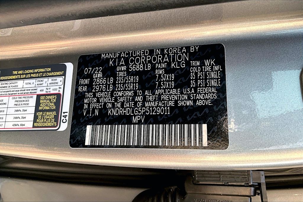 Thumbnail: 2023 Kia Sorento - 21