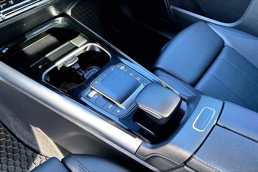 Thumbnail: 2022 Mercedes-Benz GLA - 16