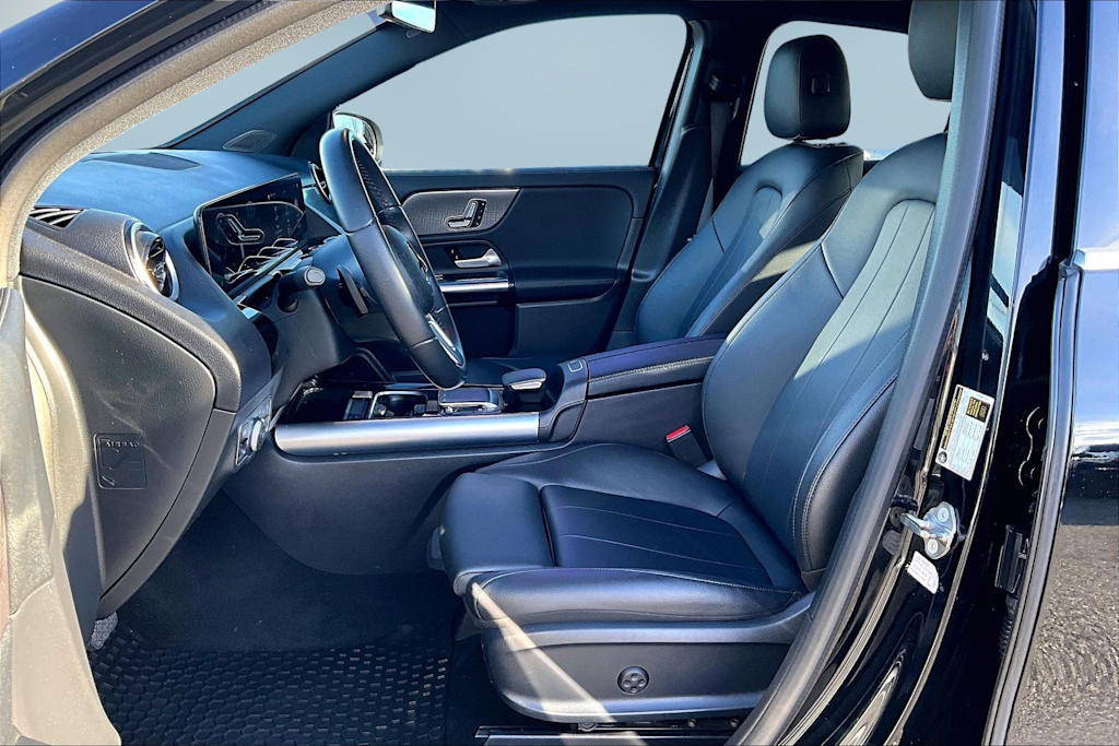 Thumbnail: 2022 Mercedes-Benz GLA - 11