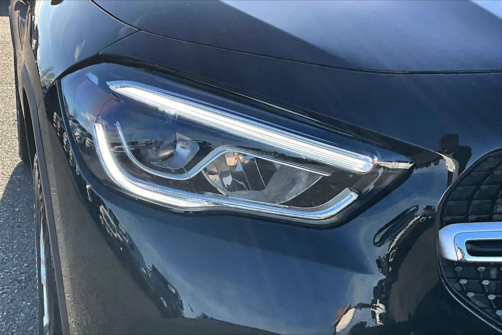 Thumbnail: 2022 Mercedes-Benz GLA - 32