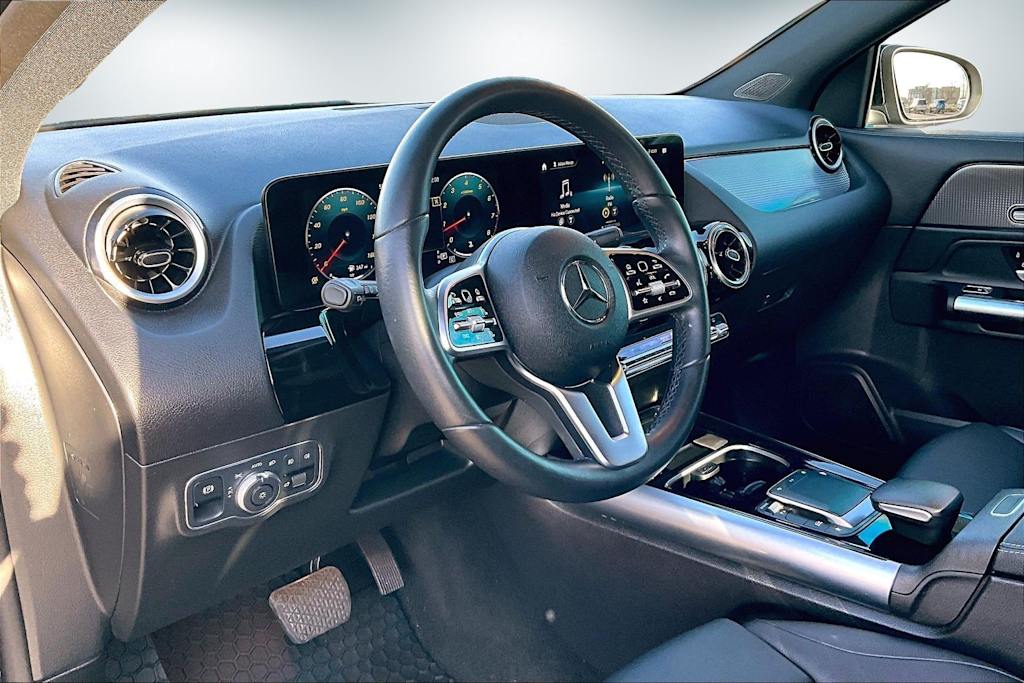 Thumbnail: 2022 Mercedes-Benz GLA - 2