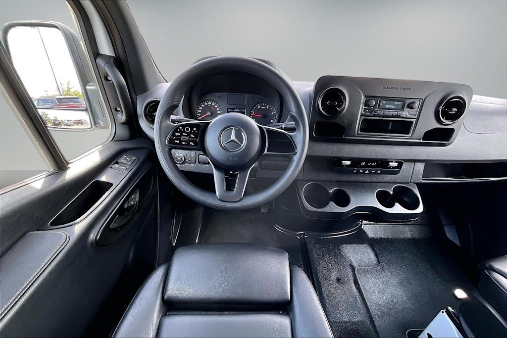 Thumbnail: 2021 Mercedes-Benz Sprinter - 11